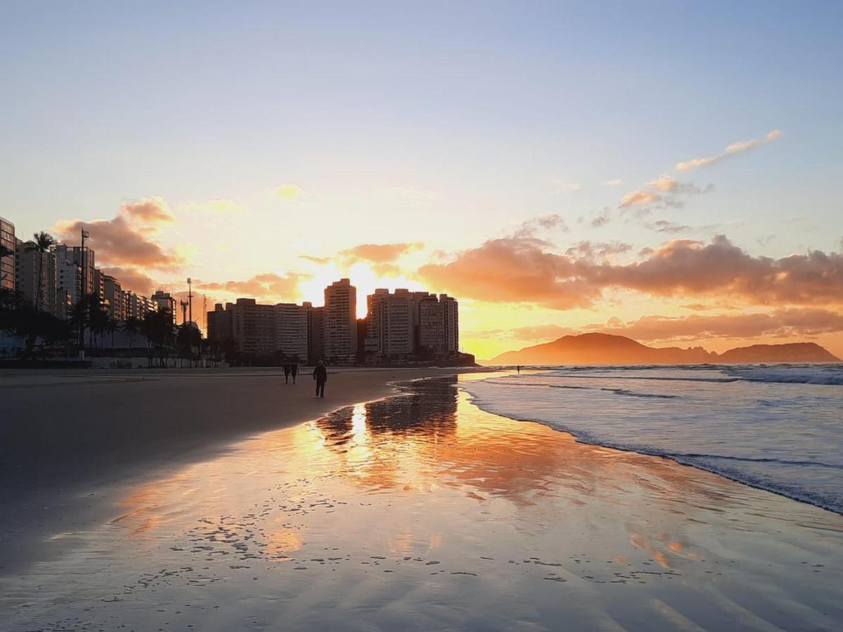 Studio 909 Pitangueiras - Edificio Bandeirantes - Com Estacionamento Incluido Guaruja Luaran gambar