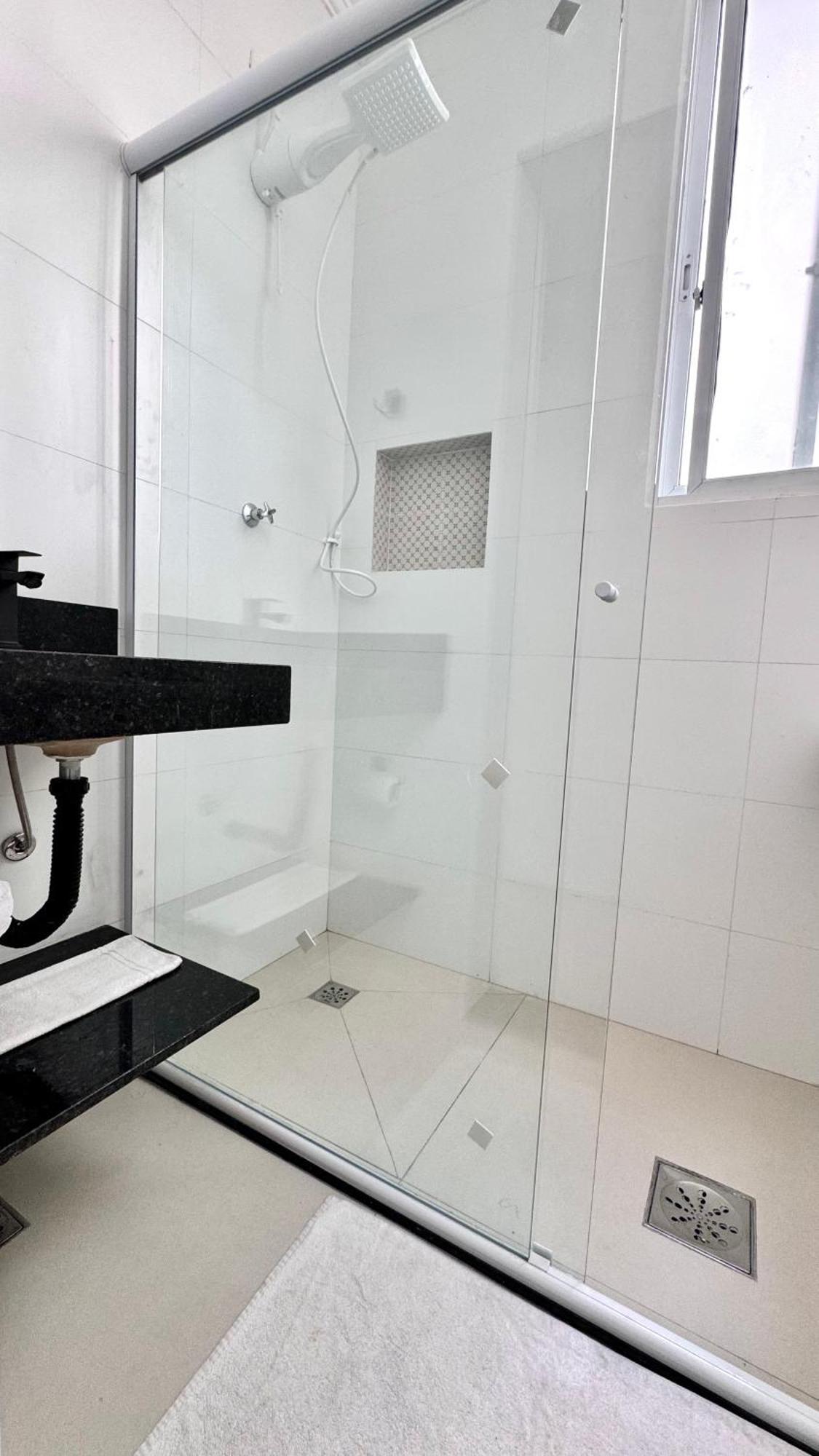 Studio 909 Pitangueiras - Edificio Bandeirantes - Com Estacionamento Incluido Guaruja Luaran gambar